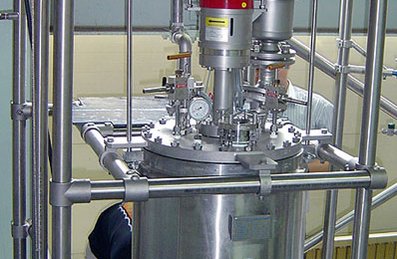 hydrogenation plant with 100 liter pressure reactor system