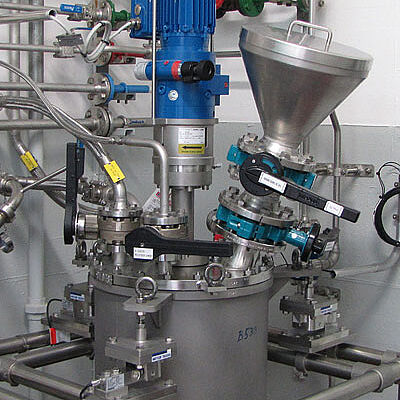 Solids addition funnel, pressure reaFunil para adição de sólidos, reator de pressãoctor