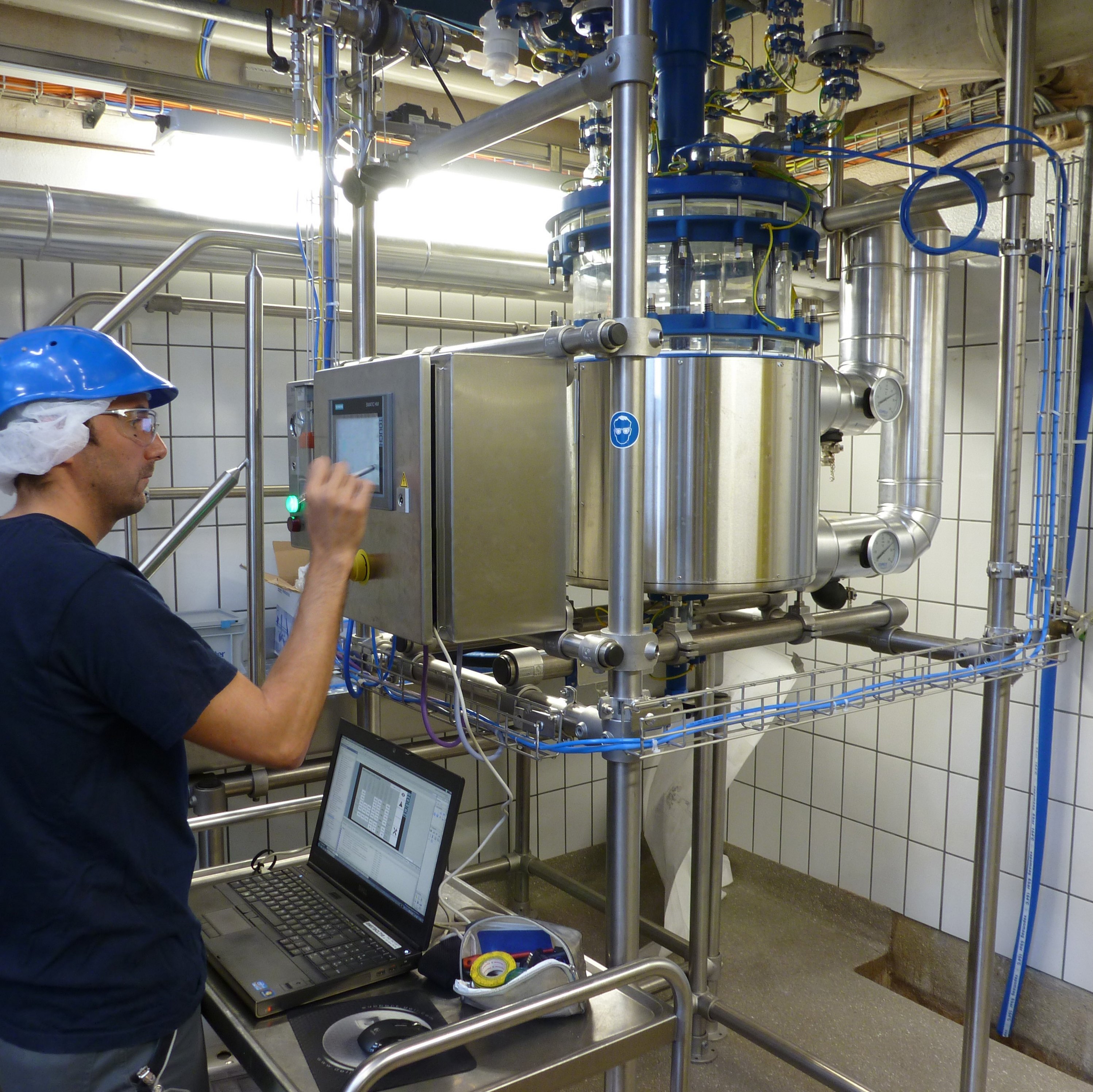 Instalação de um sistema PLC na Zona 1 ATEX 